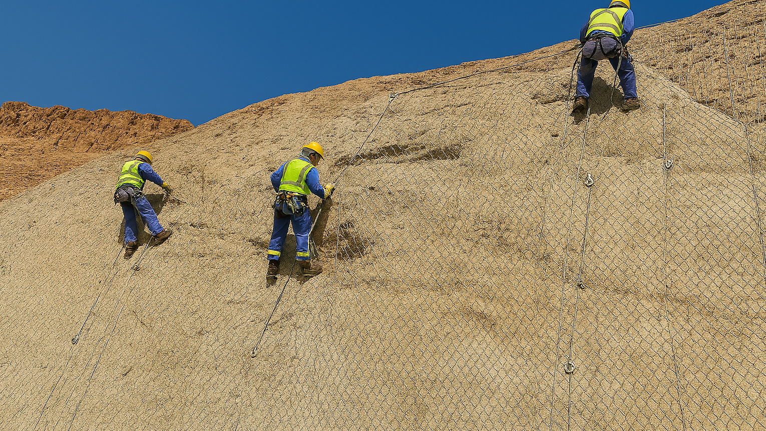 Slope Protection Works for the Additional Third & Fourth Lanes of the Rusayl-Nizwa Dual Road